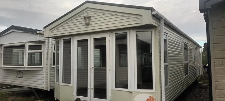 Pemberton Mystique exterior with a glazed bay front